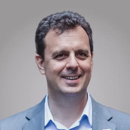 Hernán Roth | Senior Director of Sales Engineering | Cohesity